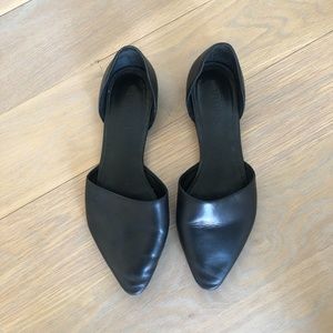 Vince 'Nina' d'Orsay Flat, size 5.5